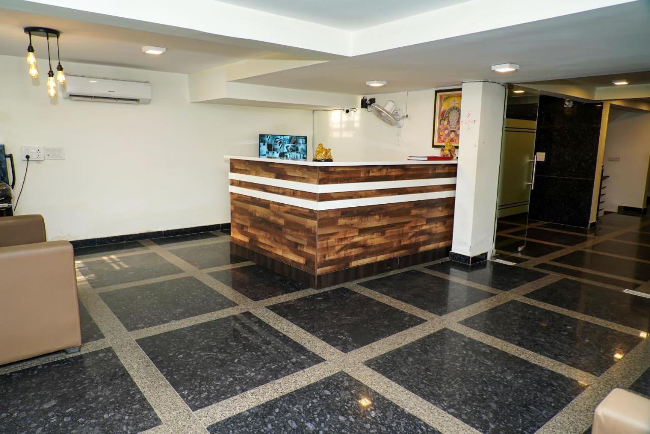 Limewood Stay - Executive Huda City Center Гургаон Екстериор снимка