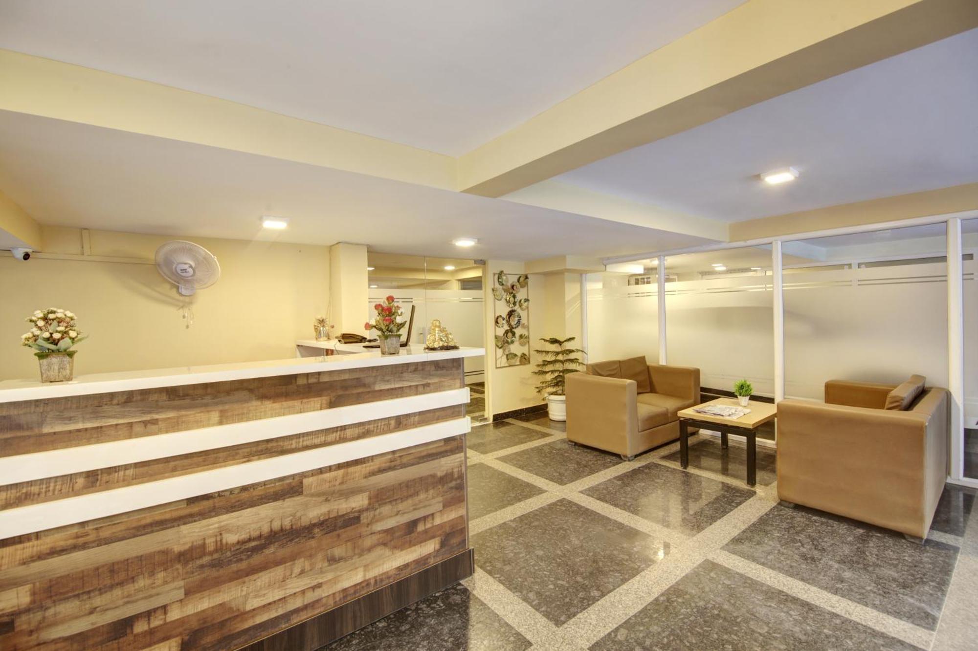 Limewood Stay - Executive Huda City Center Гургаон Екстериор снимка