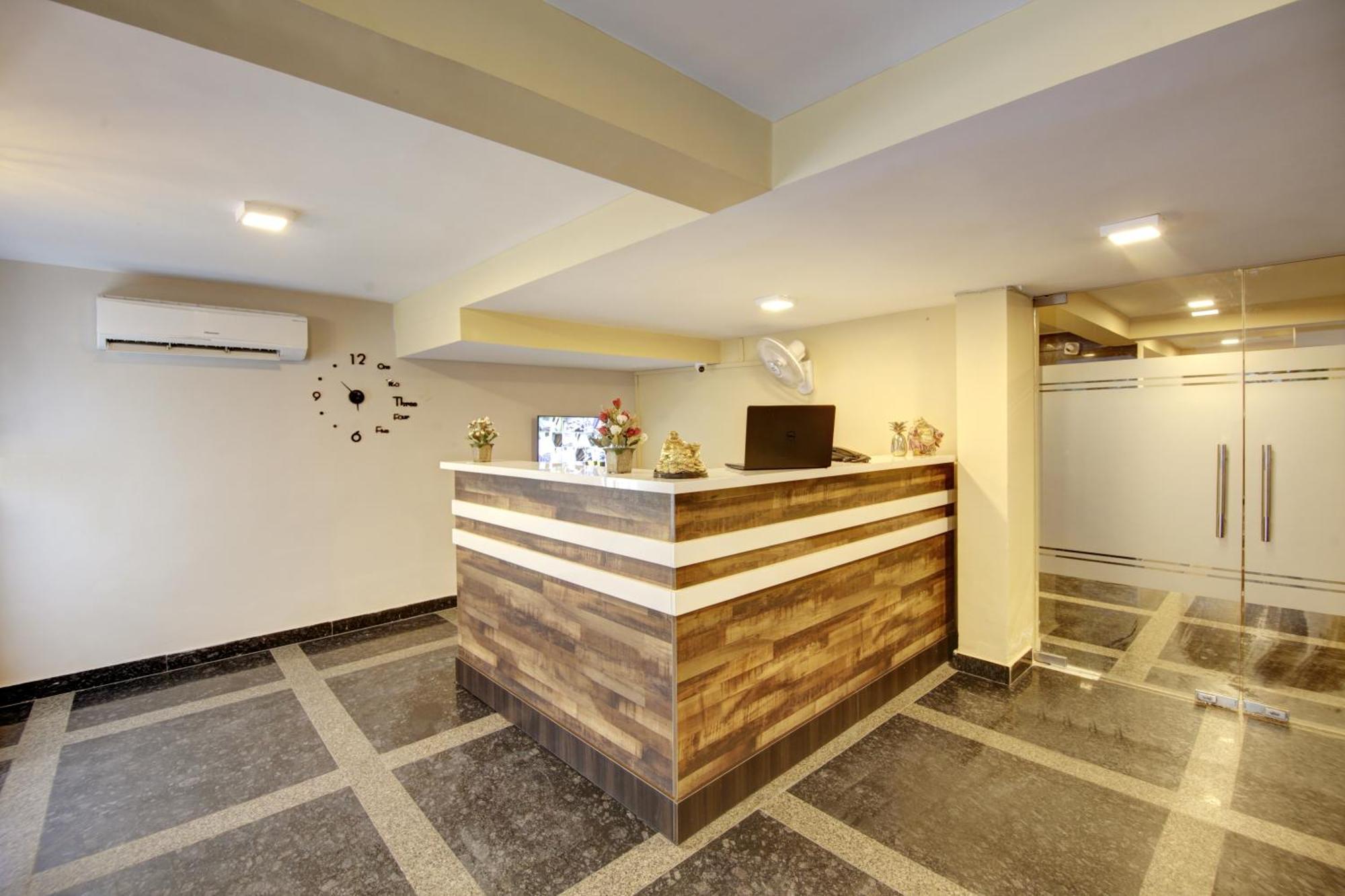 Limewood Stay - Executive Huda City Center Гургаон Екстериор снимка
