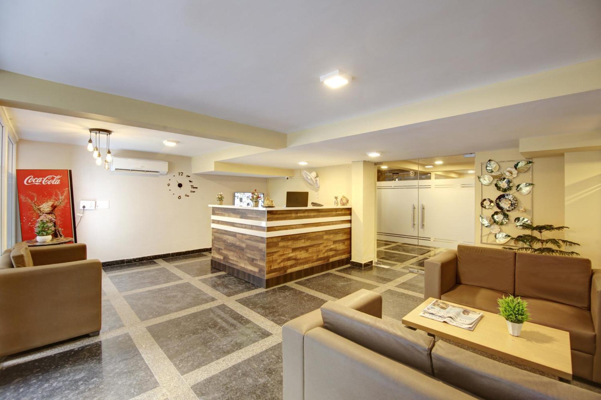Limewood Stay - Executive Huda City Center Гургаон Екстериор снимка