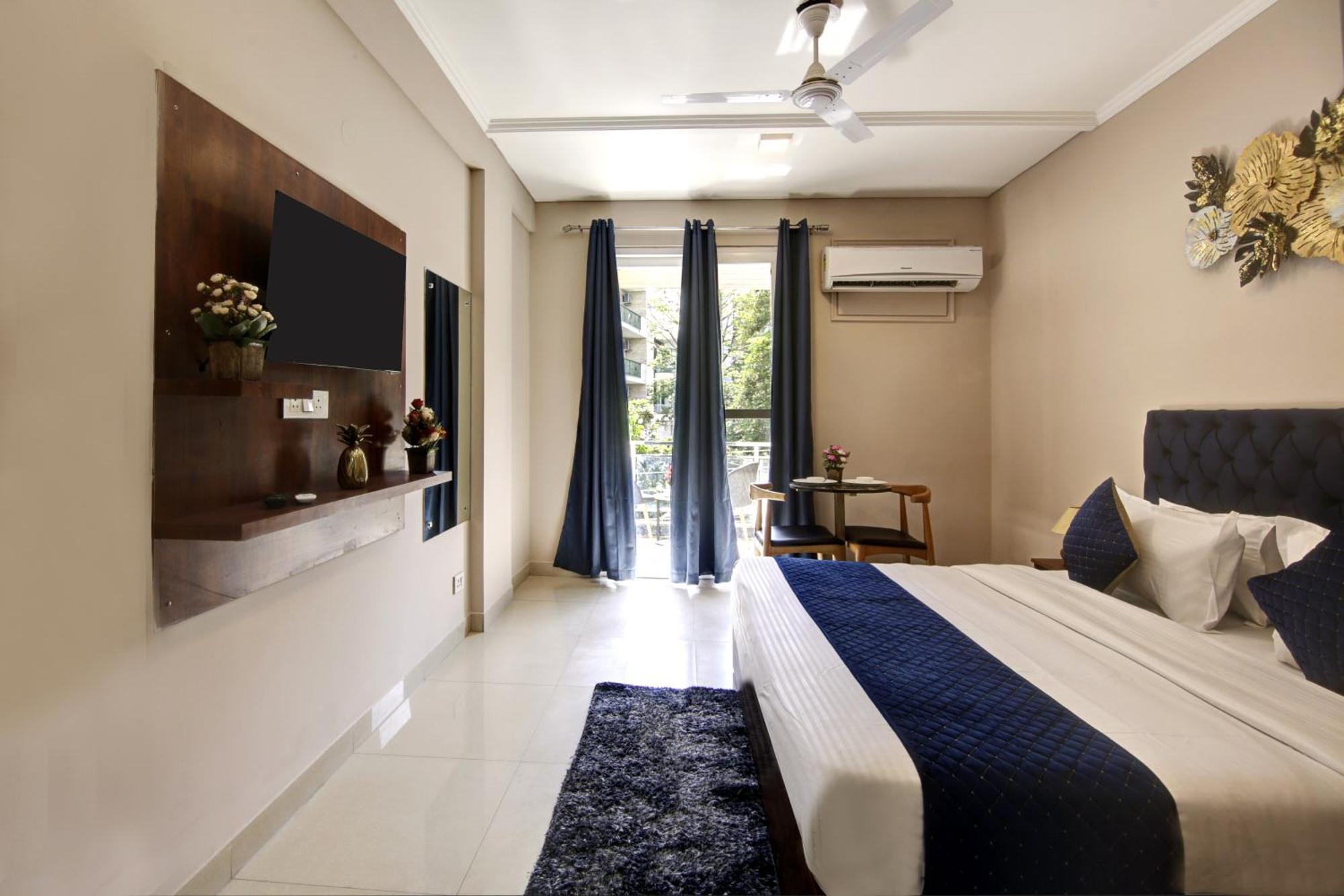Limewood Stay - Executive Huda City Center Гургаон Екстериор снимка