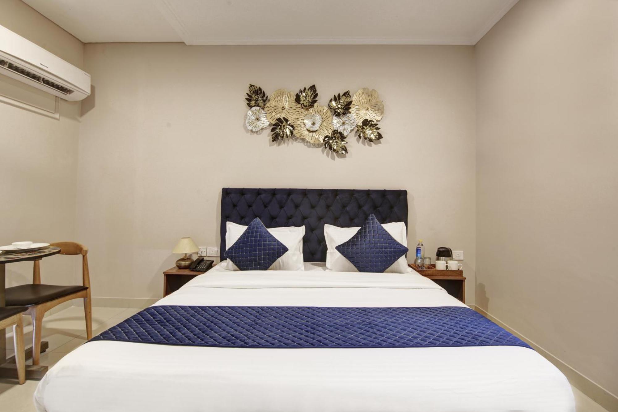 Limewood Stay - Executive Huda City Center Гургаон Екстериор снимка