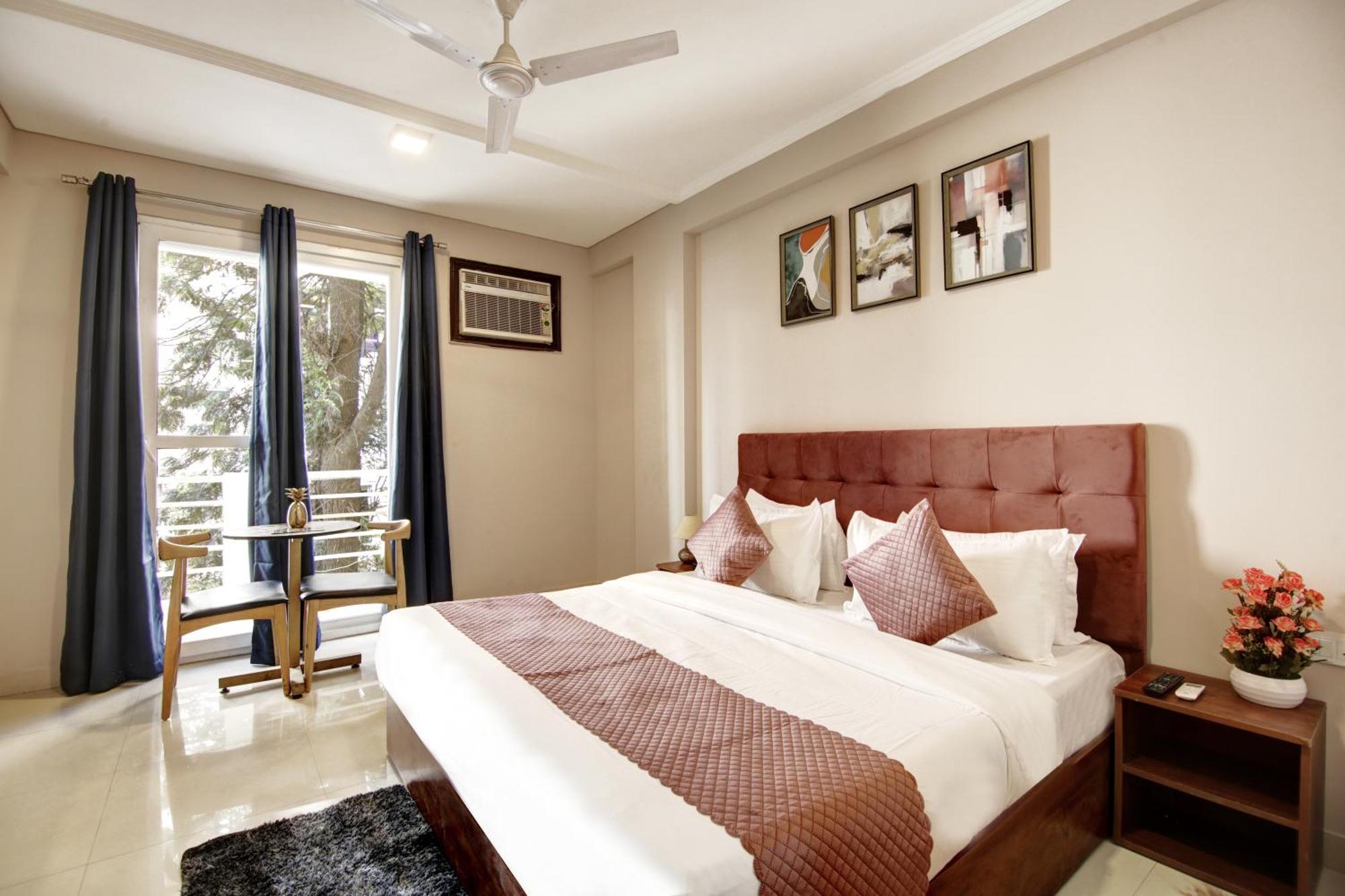 Limewood Stay - Executive Huda City Center Гургаон Екстериор снимка