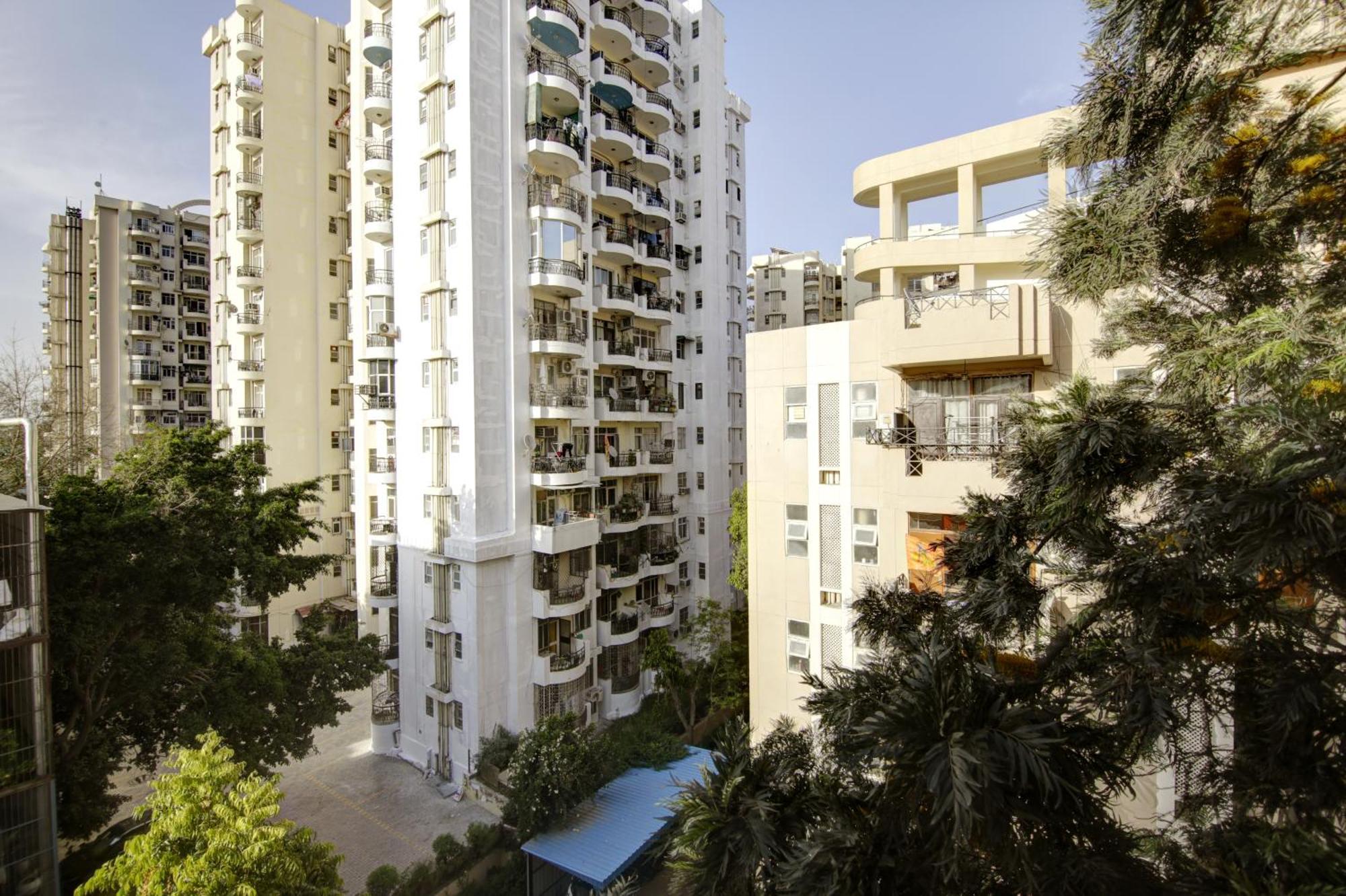Limewood Stay - Executive Huda City Center Гургаон Екстериор снимка
